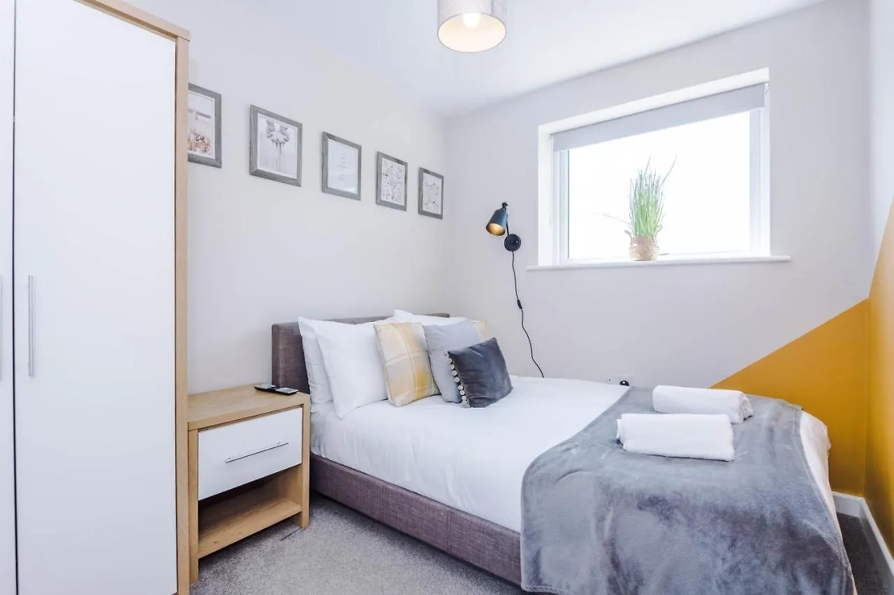 Hidden Gem Within Central Chester - Great Location
